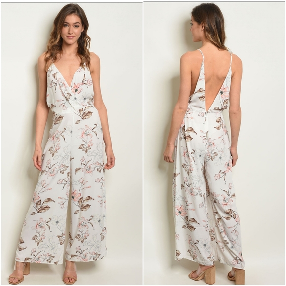 PLUS! Warm Weather Getaway👓👙🌞Floral Jumpsuit w/Adjustable Straps - Picture 11 of 11